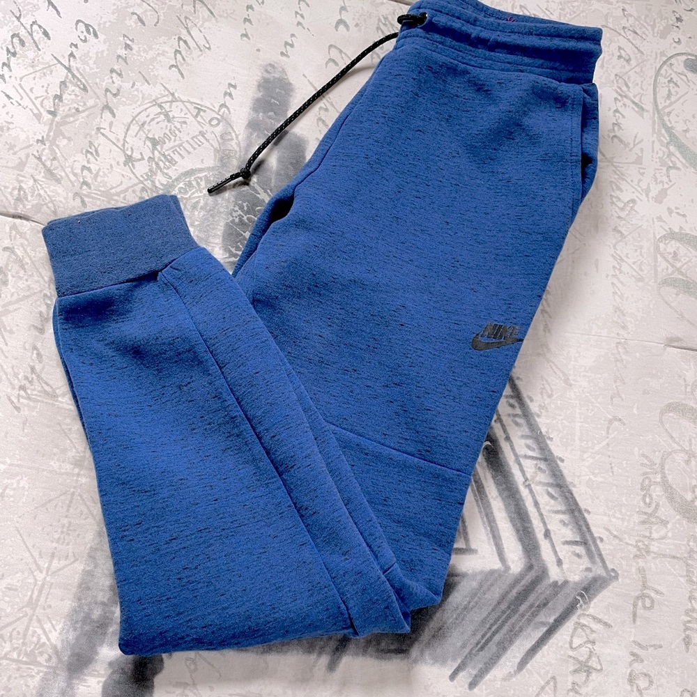 Nike joggers